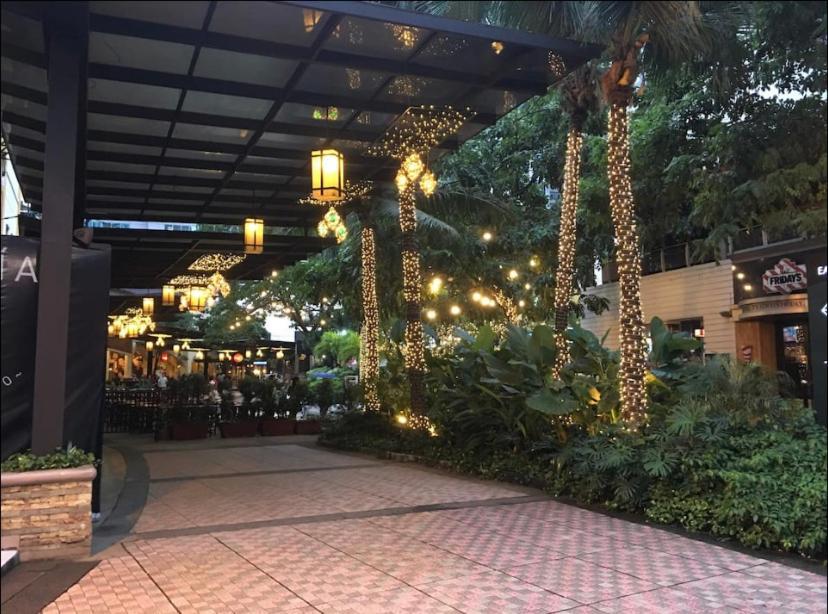 Classy 2Br Suite At Eastwood City With Pool And City Skyline View Manilla Buitenkant foto